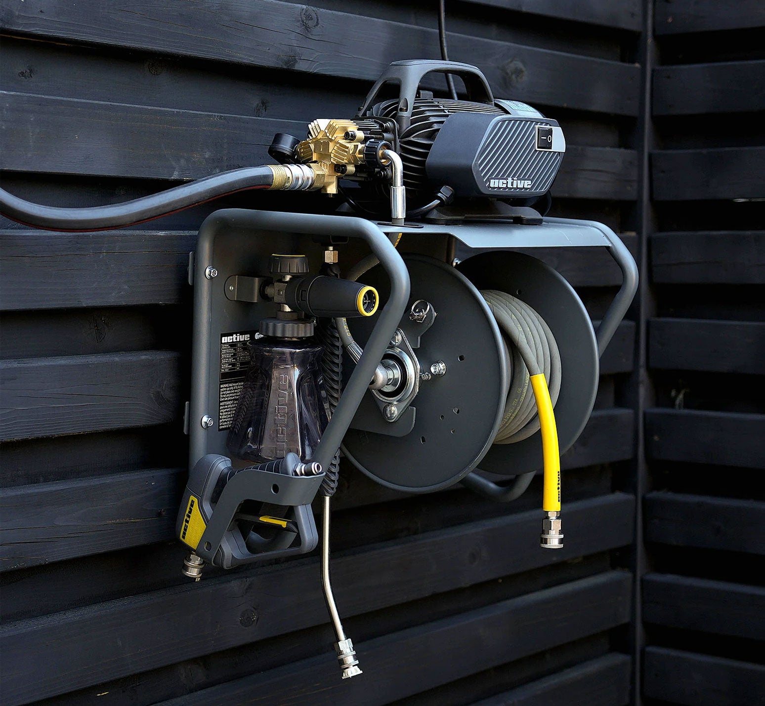 Active™ Hose Reel & Wall Mount